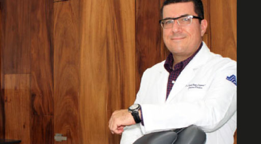 Dr. Víctor Hugo Laguna Barraza Cirujano Plástico Estético y Reconstructivo