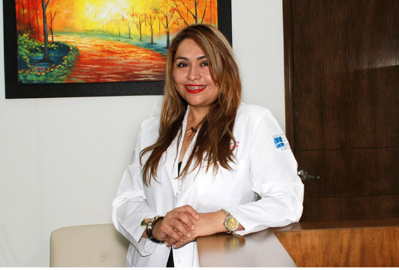 Dra. Cassandra Peñaloza Vargas Ginecología y Obstetricia